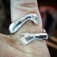 Load image into Gallery viewer, Gothic Hug Muscle Hands Rings For Women Men Adjustable Open Cuff Ring Party Wedding Couple Rings Vintage Jewelry Anillos Bague