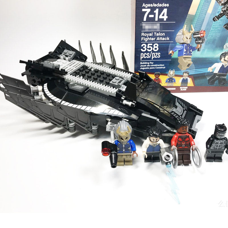 07099 Super Heroes Black Panther Royal Talon Fighter Attack Nakia Building Blocks 401pcs Bricks Compatible Black Panther 76100